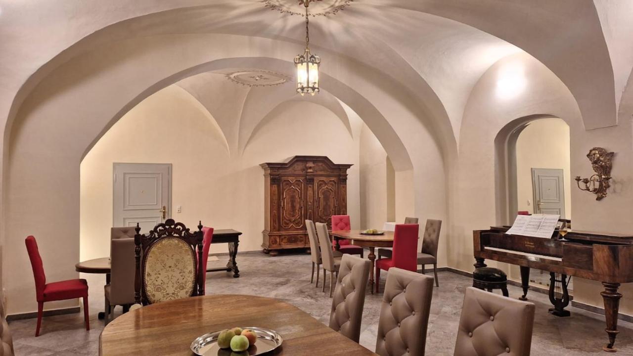 באוטזן Stadtpalais Bellevue-Suite 3- Zimmer- Maisonettewohnung Mit Dachterrasse Maximal 4 Personen מראה חיצוני תמונה